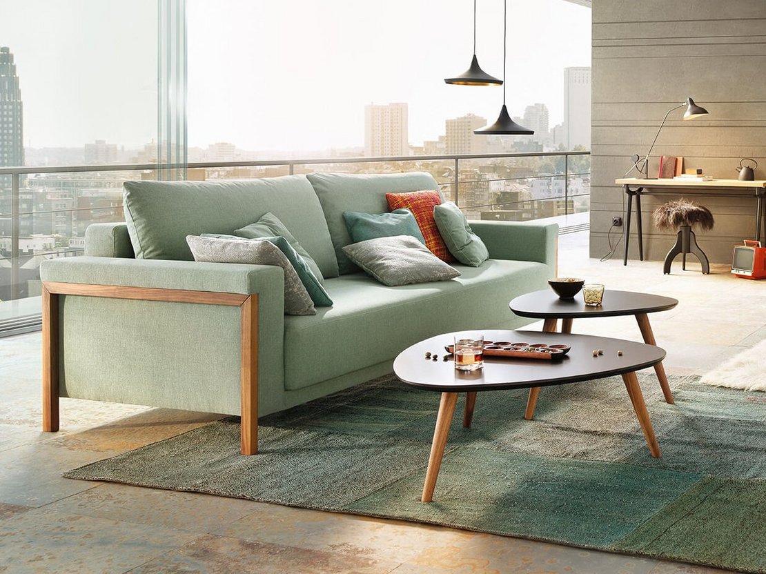 Beistelltisch aus Österreich in einem Loft - JOKA