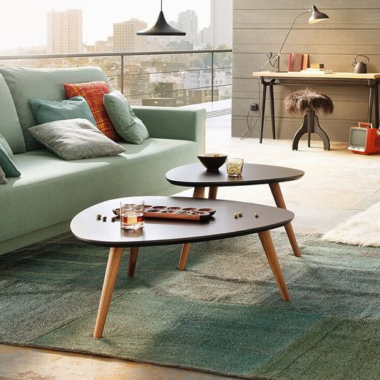 Beistelltisch aus Österreich in einem Loft - JOKA