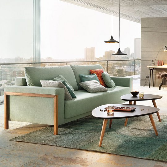 Beistelltisch aus Österreich in einem Loft - JOKA