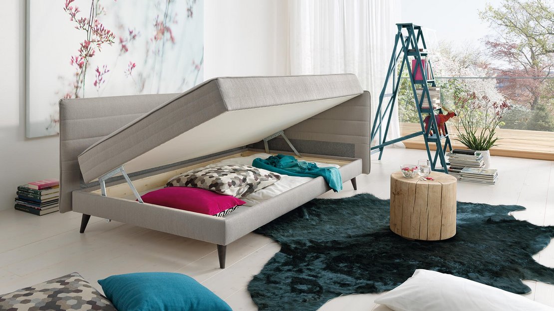 Designer Sofa mit ausreichend Stauraum - JOKA