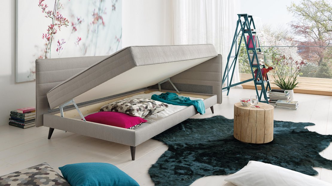 Designer Sofa mit ausreichend Stauraum - JOKA